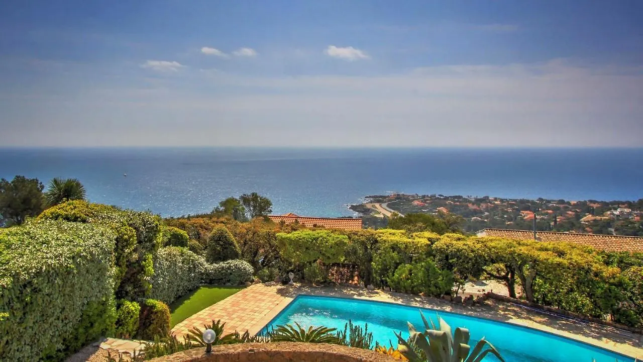 Villa Bleu Comme Toit 3425 Vila Les Issambres
