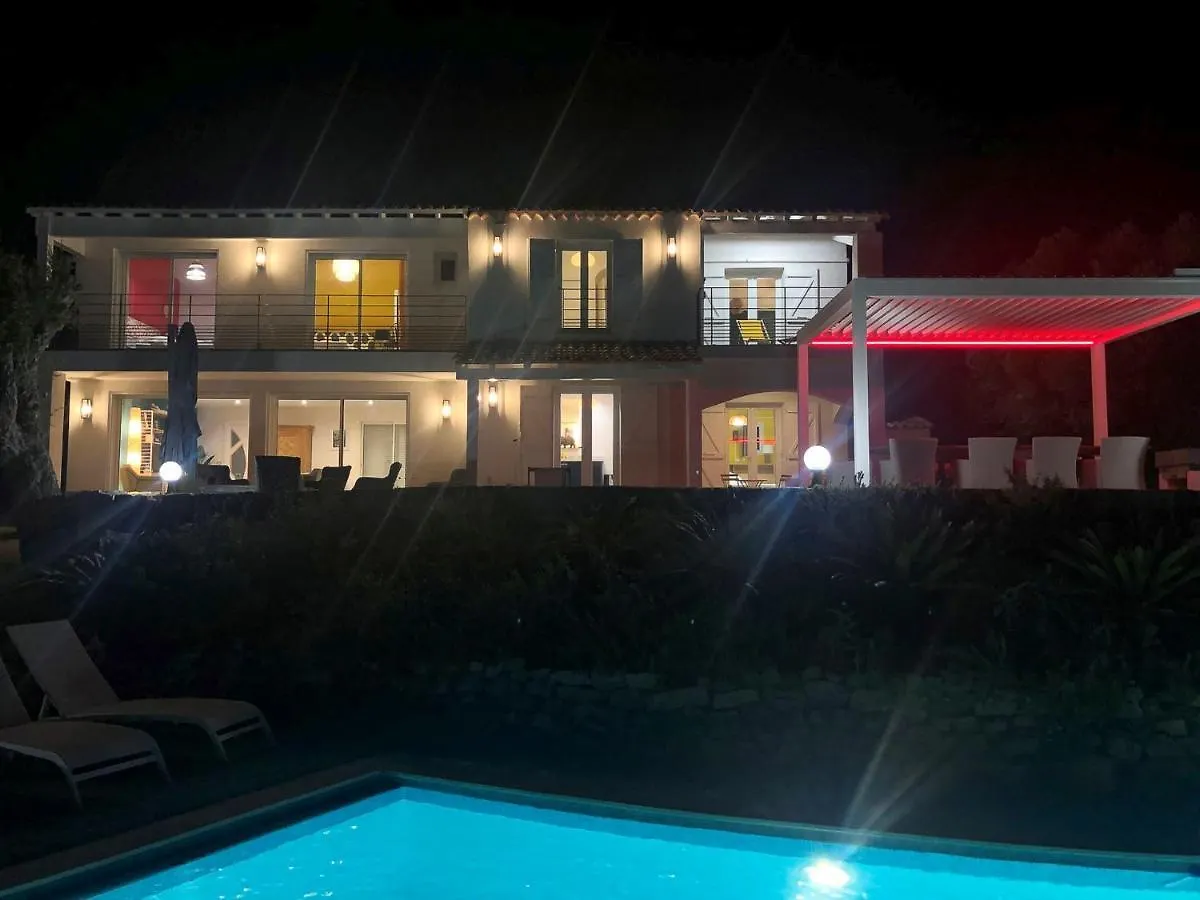 Bleu Comme Toit 3425 Villa Les Issambres 0*,  France